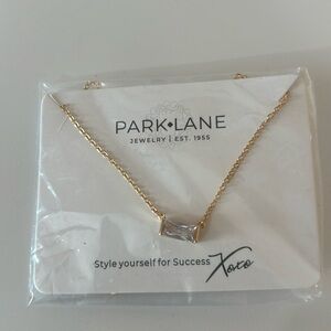 Park Lane Windsor Necklace gold and clear